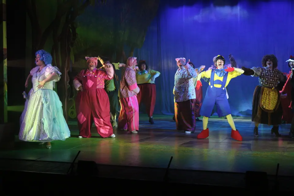 Willenhall Musical Theatre Company's 2023 production of Shrek the Musical at Dormston Mill Theatre, Sedgley. Photograph 129 of 165.