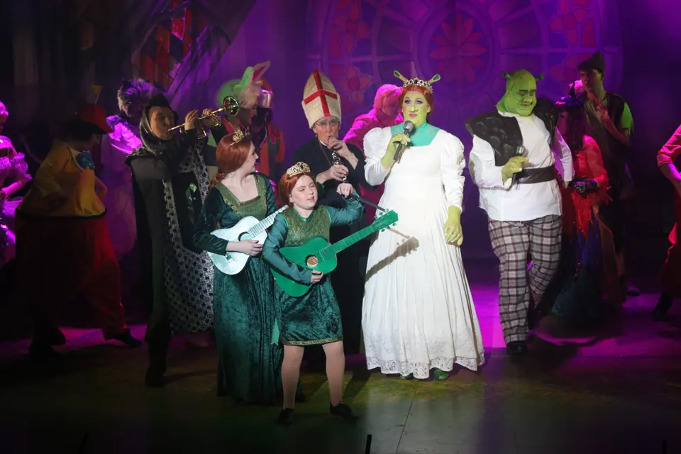 Willenhall Musical Theatre Company's 2023 production of Shrek the Musical at Dormston Mill Theatre, Sedgley. Photograph 162 of 165.