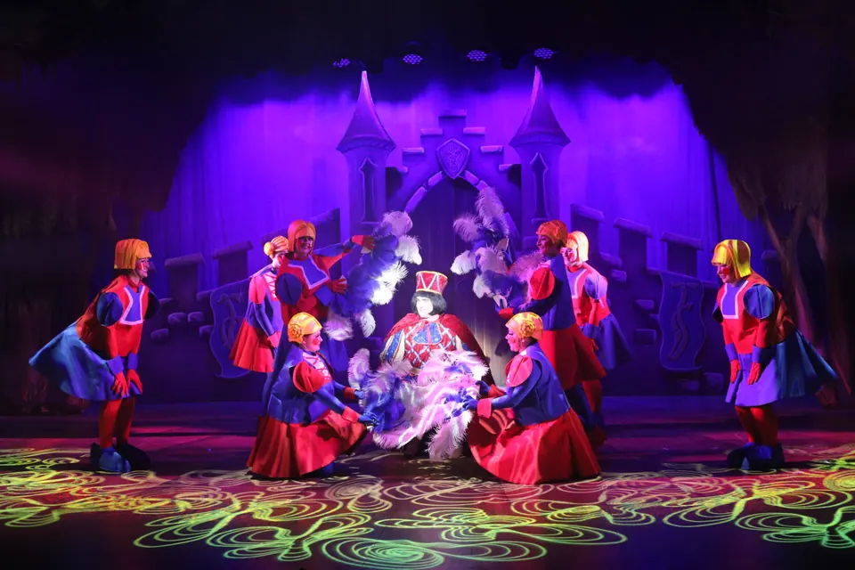 Willenhall Musical Theatre Company's 2023 production of Shrek the Musical at Dormston Mill Theatre, Sedgley. Photograph 46 of 165.