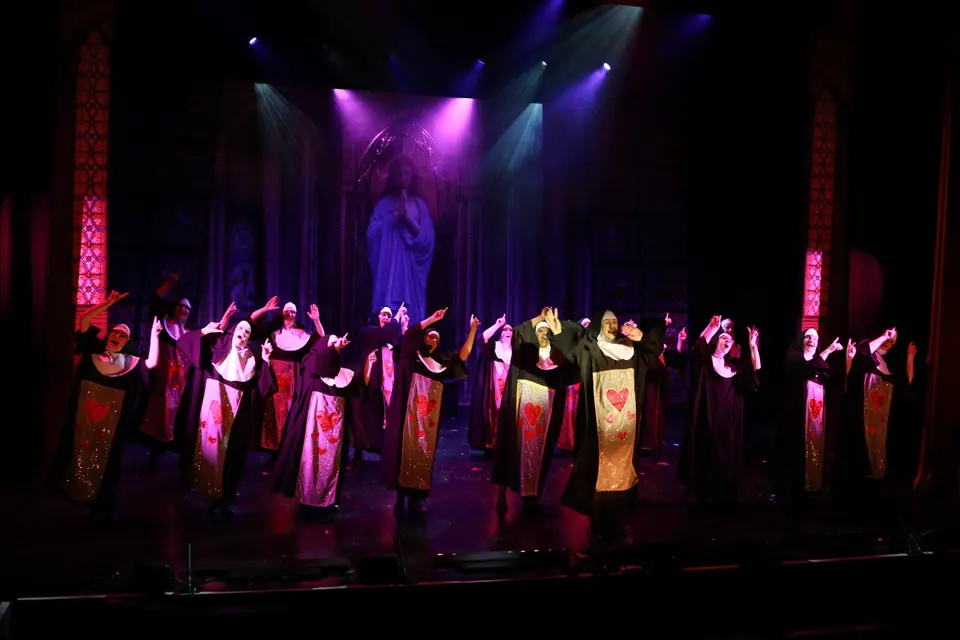 Willenhall Musical Theatre Company's 2019 production of Sister Act at Dormston Mill Theatre, Sedgley. Photograph 88 of 234.