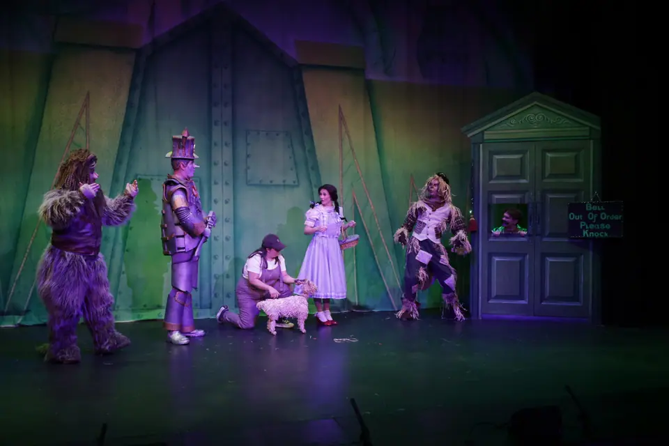 Willenhall Musical Theatre Company's 2025 production of The Wizard of Oz at Dormston Mill Theatre, Sedgley. Photograph 125 of 236.