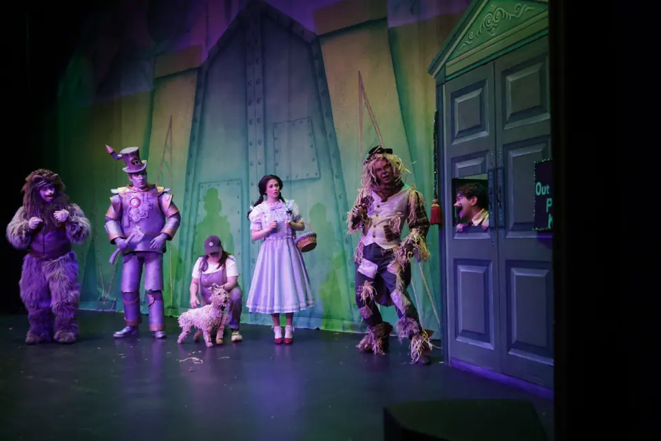 Willenhall Musical Theatre Company's 2025 production of The Wizard of Oz at Dormston Mill Theatre, Sedgley. Photograph 126 of 236.