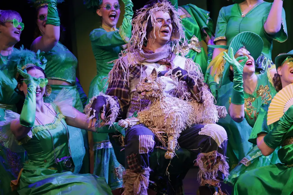 Willenhall Musical Theatre Company's 2025 production of The Wizard of Oz at Dormston Mill Theatre, Sedgley. Photograph 143 of 236.