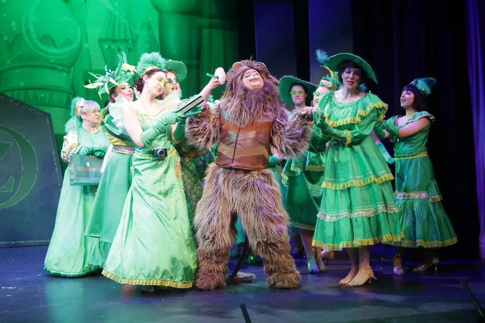 Willenhall Musical Theatre Company's 2025 production of The Wizard of Oz at Dormston Mill Theatre, Sedgley. Photograph 145 of 236.