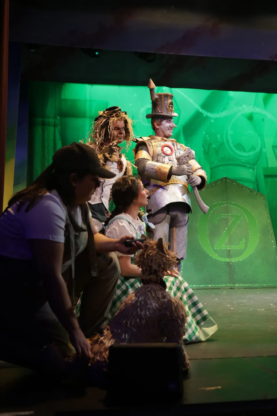 Willenhall Musical Theatre Company's 2025 production of The Wizard of Oz at Dormston Mill Theatre, Sedgley. Photograph 158 of 236.