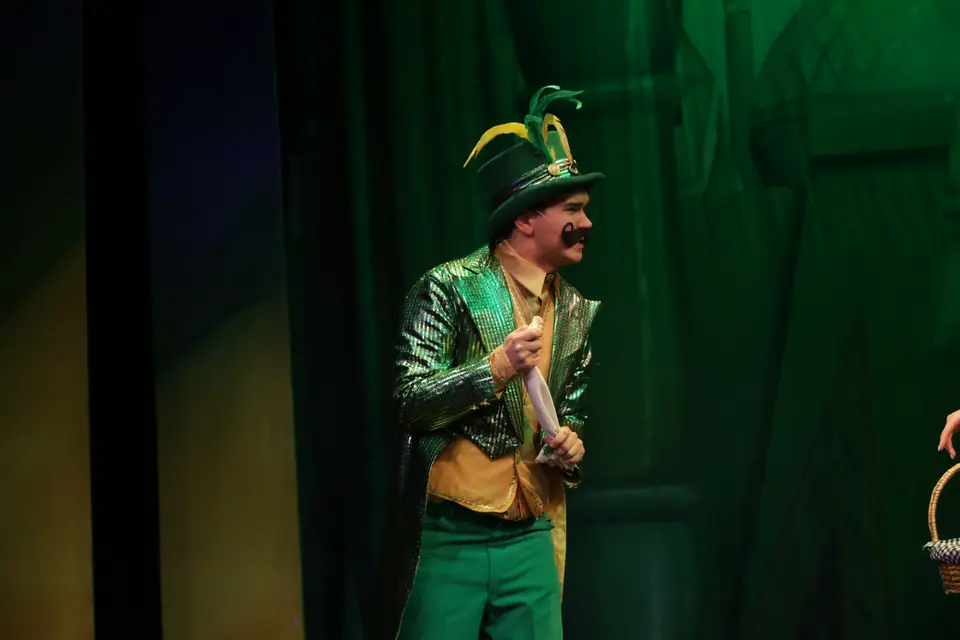 Willenhall Musical Theatre Company's 2025 production of The Wizard of Oz at Dormston Mill Theatre, Sedgley. Photograph 165 of 236.