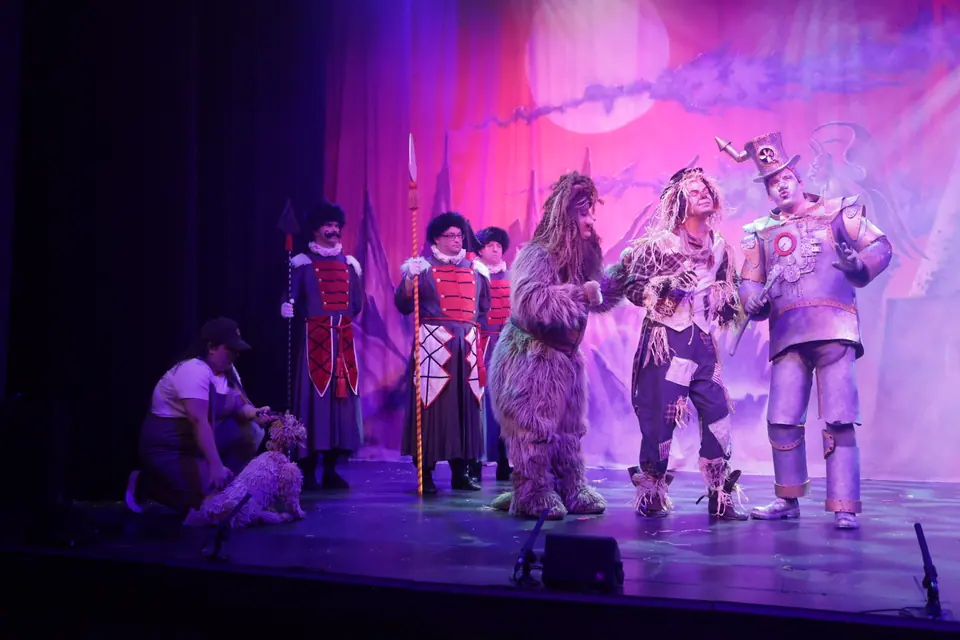 Willenhall Musical Theatre Company's 2025 production of The Wizard of Oz at Dormston Mill Theatre, Sedgley. Photograph 203 of 236.