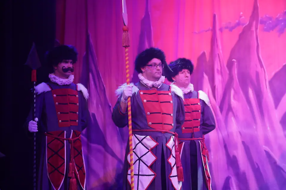 Willenhall Musical Theatre Company's 2025 production of The Wizard of Oz at Dormston Mill Theatre, Sedgley. Photograph 204 of 236.