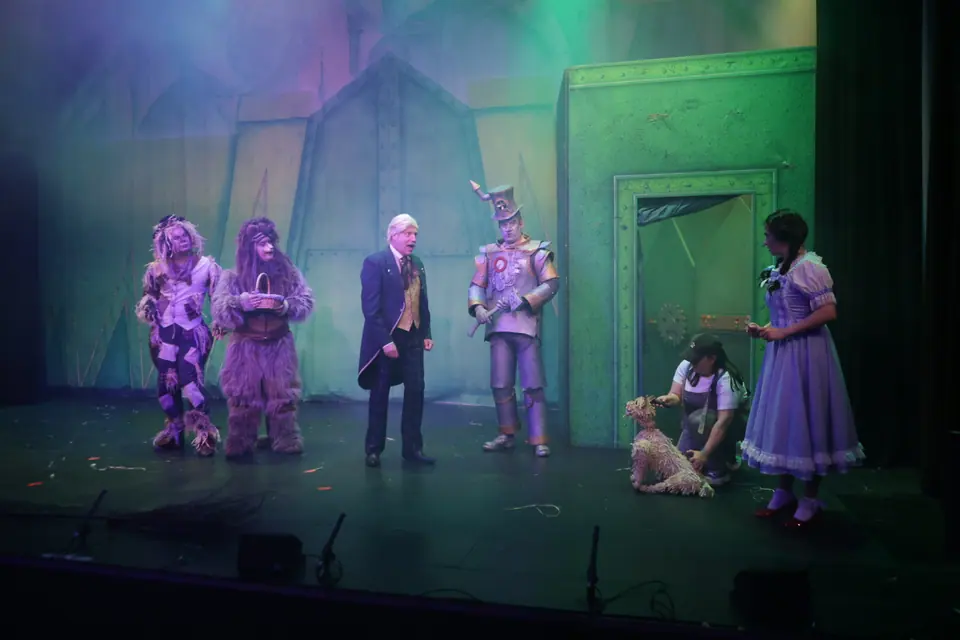 Willenhall Musical Theatre Company's 2025 production of The Wizard of Oz at Dormston Mill Theatre, Sedgley. Photograph 213 of 236.