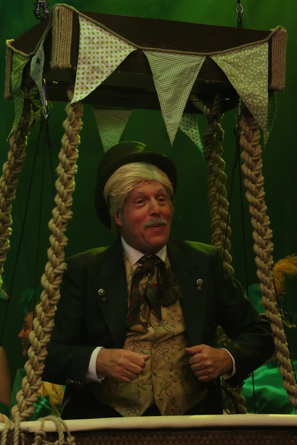 Willenhall Musical Theatre Company's 2025 production of The Wizard of Oz at Dormston Mill Theatre, Sedgley. Photograph 219 of 236.