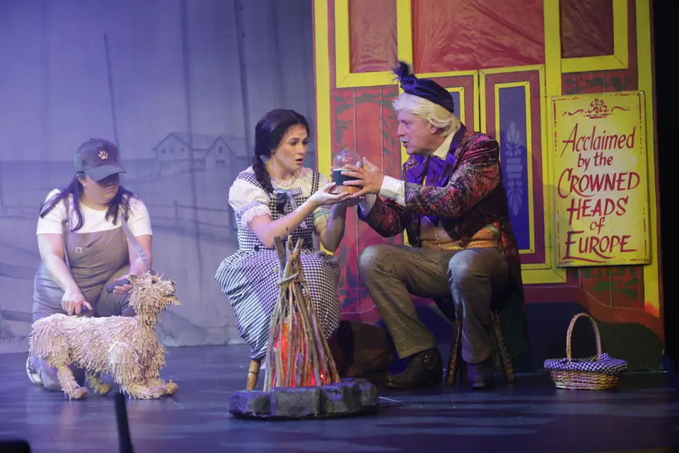 Willenhall Musical Theatre Company's 2025 production of The Wizard of Oz at Dormston Mill Theatre, Sedgley. Photograph 28 of 236.