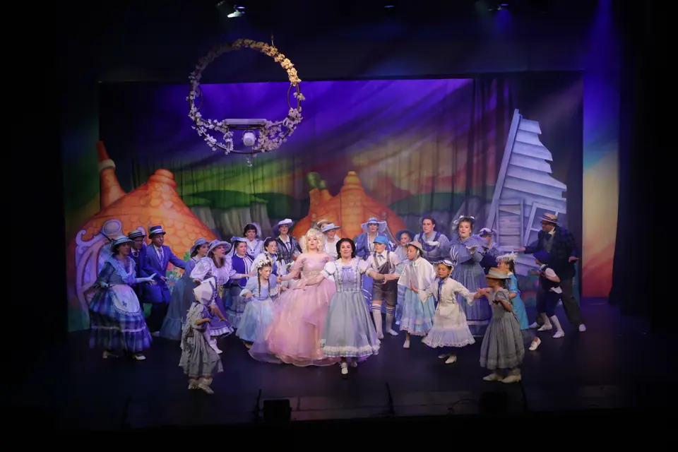 Willenhall Musical Theatre Company's 2025 production of The Wizard of Oz at Dormston Mill Theatre, Sedgley. Photograph 40 of 236.
