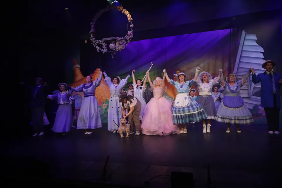 Willenhall Musical Theatre Company's 2025 production of The Wizard of Oz at Dormston Mill Theatre, Sedgley. Photograph 49 of 236.