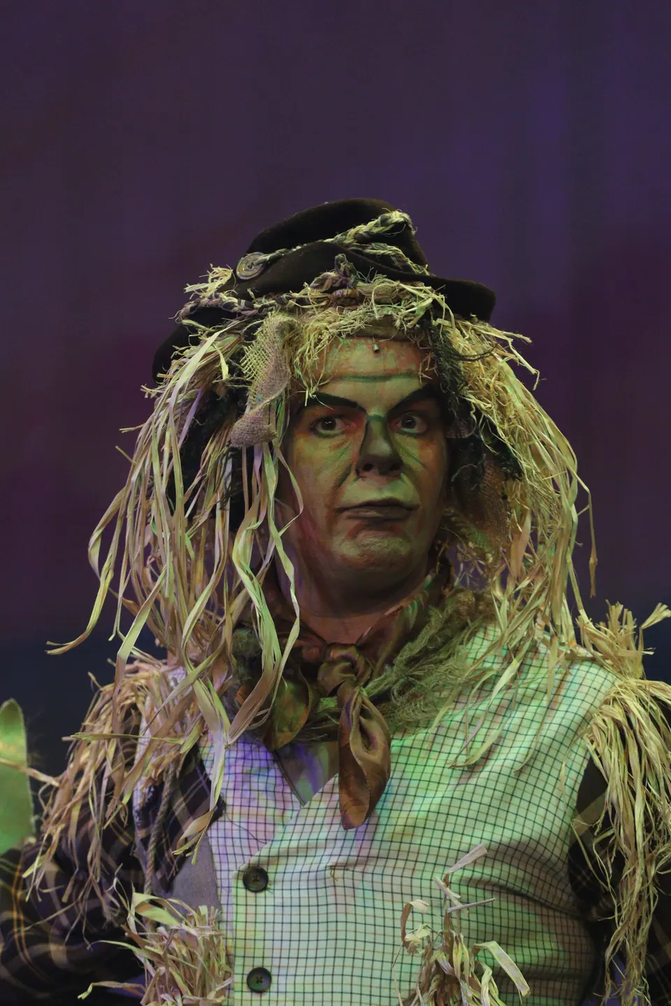 Willenhall Musical Theatre Company's 2025 production of The Wizard of Oz at Dormston Mill Theatre, Sedgley. Photograph 67 of 236.