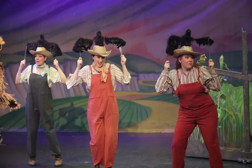 Willenhall Musical Theatre Company's 2025 production of The Wizard of Oz at Dormston Mill Theatre, Sedgley. Photograph 72 of 236.