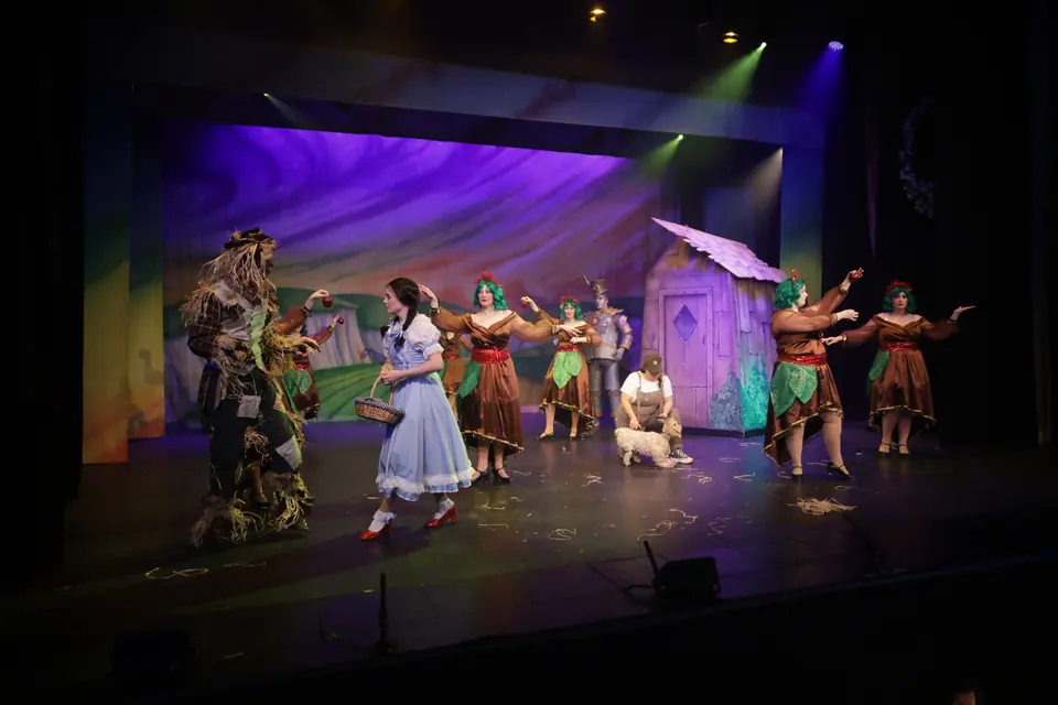 Willenhall Musical Theatre Company's 2025 production of The Wizard of Oz at Dormston Mill Theatre, Sedgley. Photograph 79 of 236.