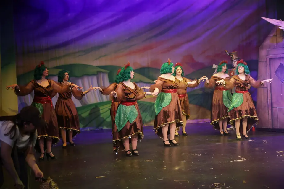 Willenhall Musical Theatre Company's 2025 production of The Wizard of Oz at Dormston Mill Theatre, Sedgley. Photograph 82 of 236.