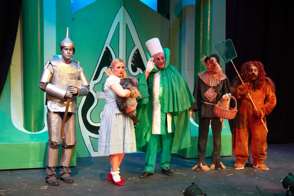 Willenhall Musical Theatre Company's 2012 production of Wizard of Oz. Photograph 11 of 30.