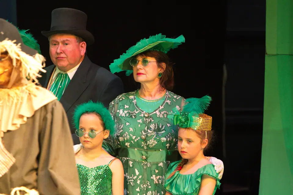 Willenhall Musical Theatre Company's 2012 production of Wizard of Oz. Photograph 15 of 30.