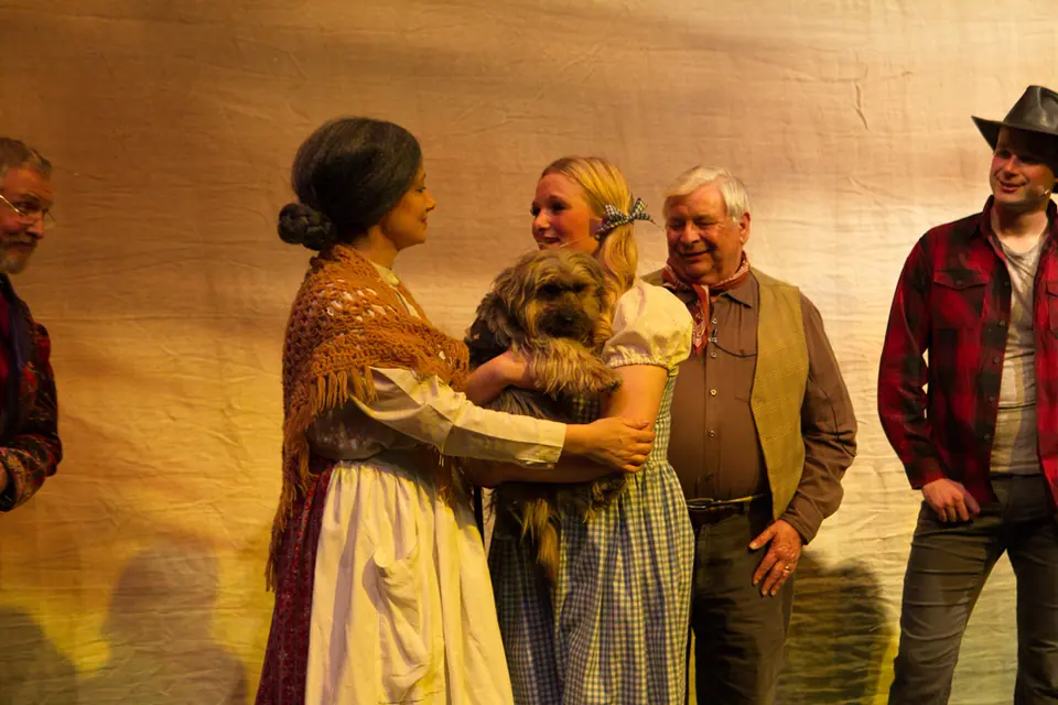 Willenhall Musical Theatre Company's 2012 production of Wizard of Oz. Photograph 20 of 30.