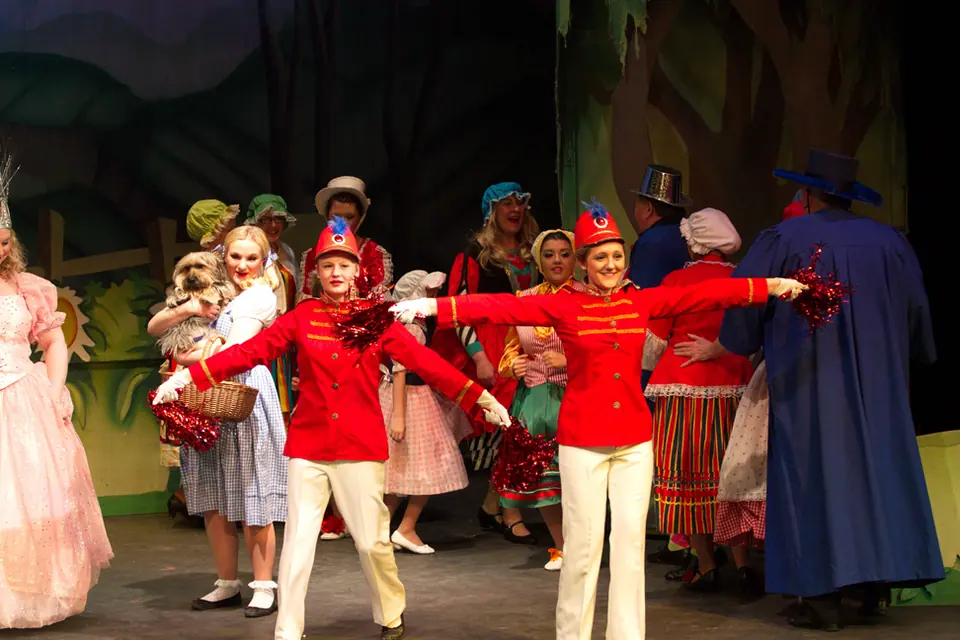 Willenhall Musical Theatre Company's 2012 production of Wizard of Oz. Photograph 25 of 30.