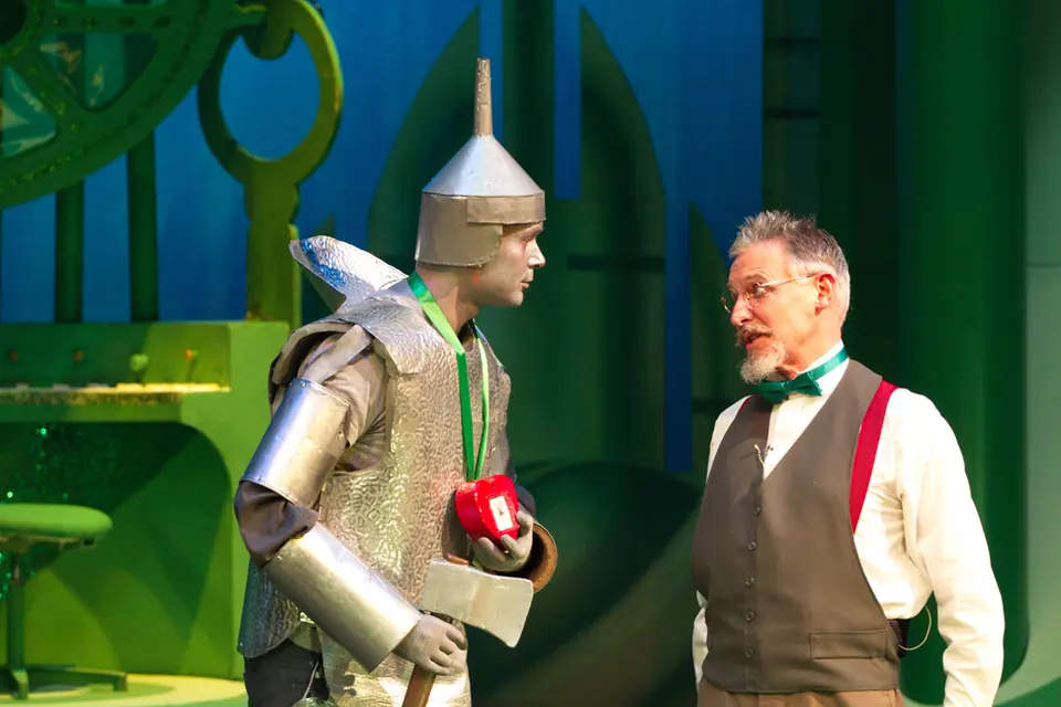 Willenhall Musical Theatre Company's 2012 production of Wizard of Oz. Photograph 29 of 30.